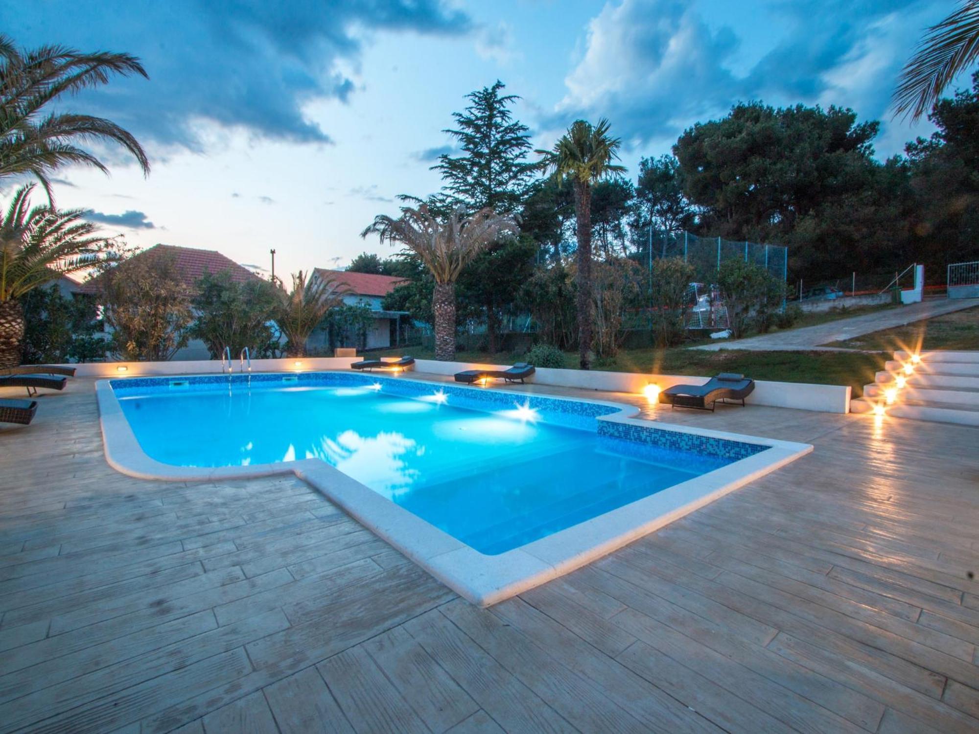 Scenic Holiday Home In Bibinje Near Sea Εξωτερικό φωτογραφία